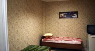 Гостиница Заречье АВ Москва Односпальная кровать в мужском общем номере-1